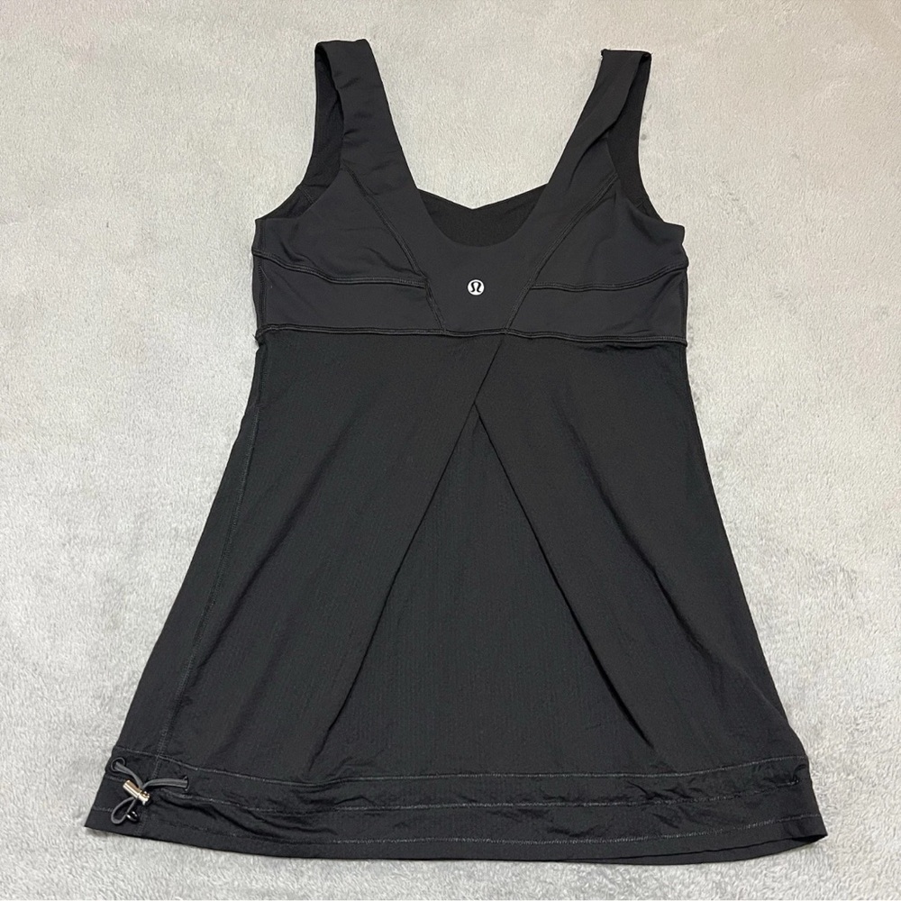 Lululemon Tank Top Womens Black Light Weight Size 6